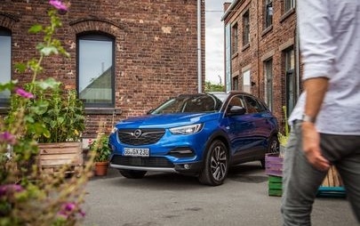 Opel Grandland X: desempenho, eleg&acirc;ncia e tecnologia